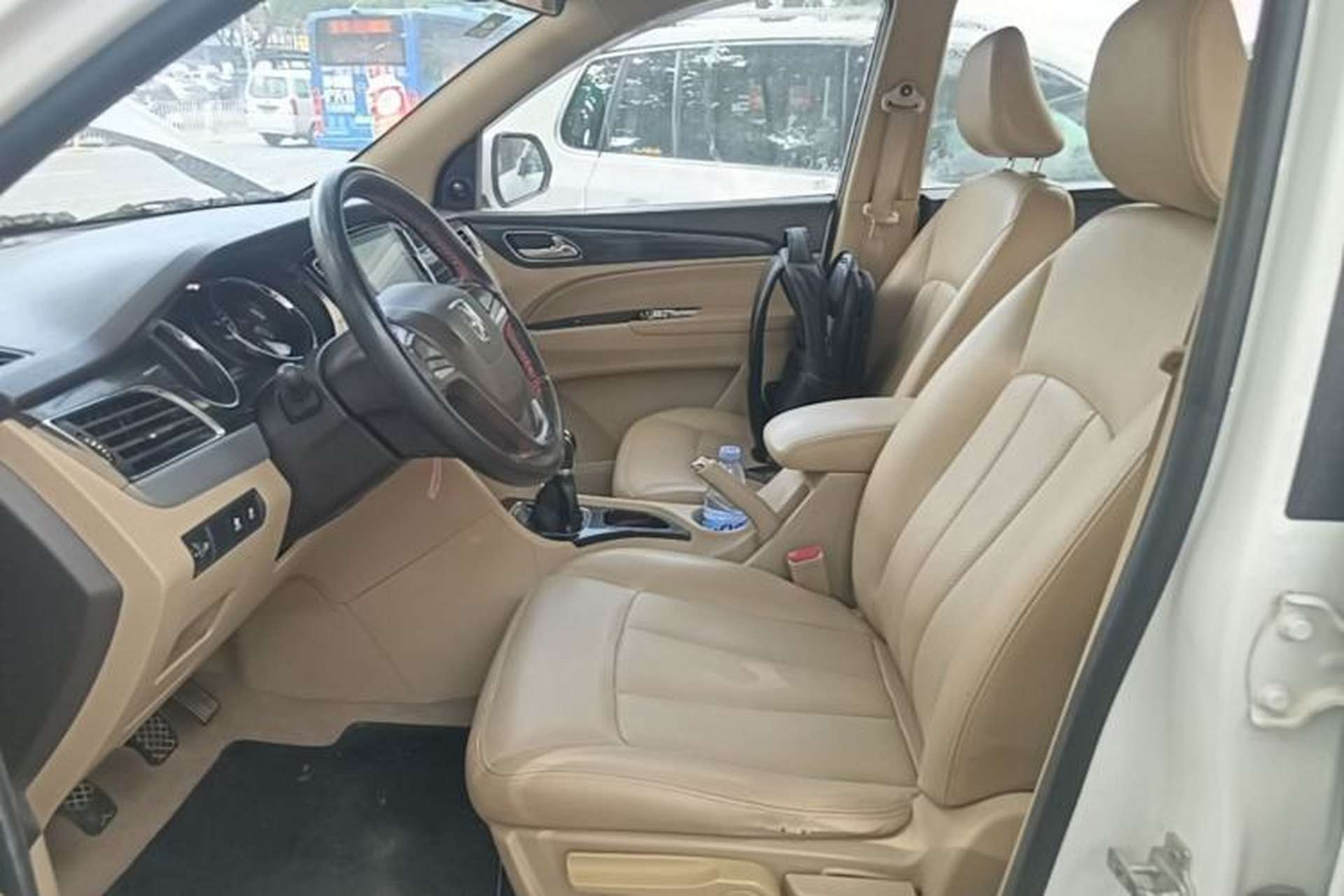 Used Baojun 730 2016 1.5L Manual Standard Version 7 Seats Left Front Seat
