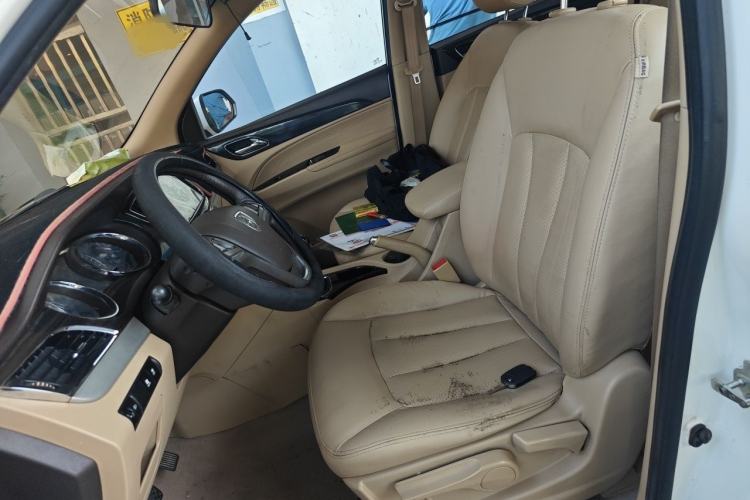 Used Baojun 730 2016 1.5T Manual Luxury Edition 7 Seats Left Front Seat