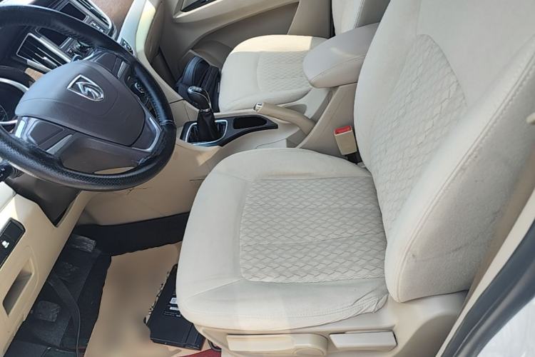 Used Baojun 730 2016 Revised 1.5L Manual Standard Version 7 Seats China V Emission Standard Left Front Seat