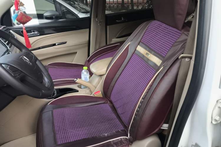 Used Baojun 730 2016 1.5L Manual Comfort Version 7 Seats China V Emission Standard Left Front Seat