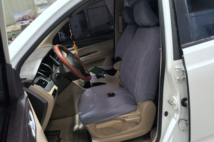 Used Baojun 730 2016 Revised 1.5L Manual Standard Version 7 Seats China V Emission Standard Left Front Seat