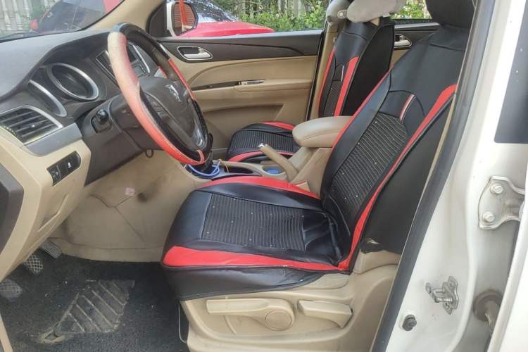 Used Baojun 730 2016 1.5L Manual Standard Version 7 Seats Left Front Seat