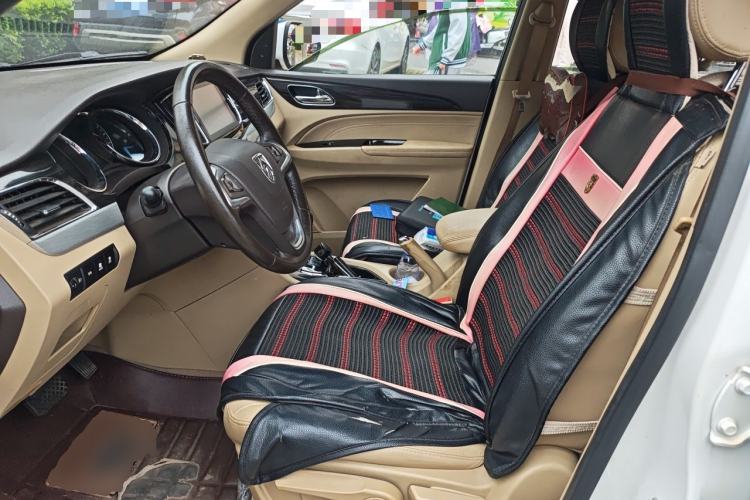 Used Baojun 730 2016 1.8L iAMT Luxury Model 7 Seats Left Front Seat