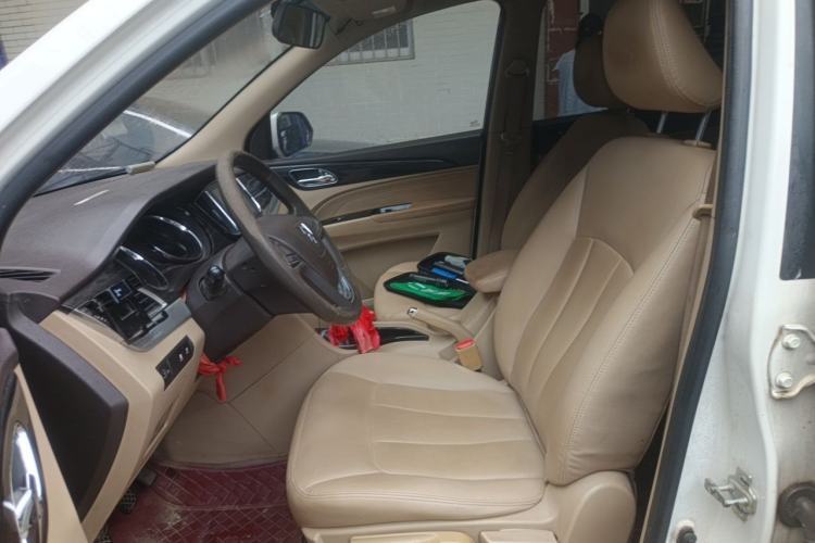 Used Baojun 730 2016 1.5L Manual Comfort Version 7 Seats China V Emission Standard Left Front Seat