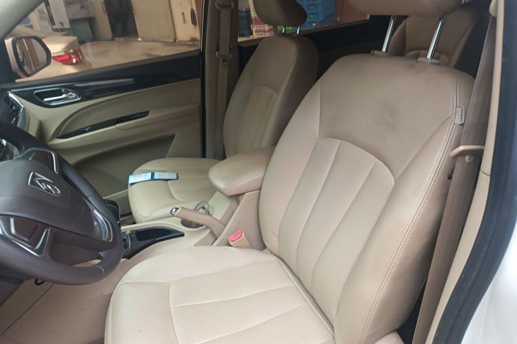 Used Baojun 730 2016 1.5L Manual Comfort Version 7 Seats China V Emission Standard Left Front Seat