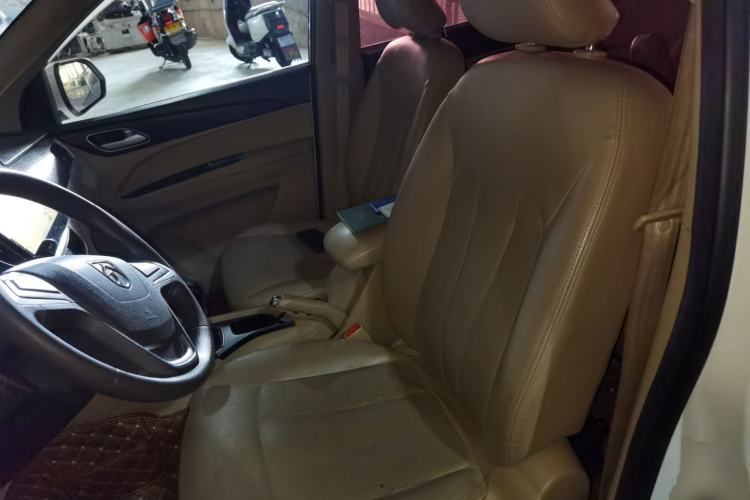 Used Baojun 730 2016 1.5L Manual Value Edition 7 Seats China V Emission Standard Left Front Seat