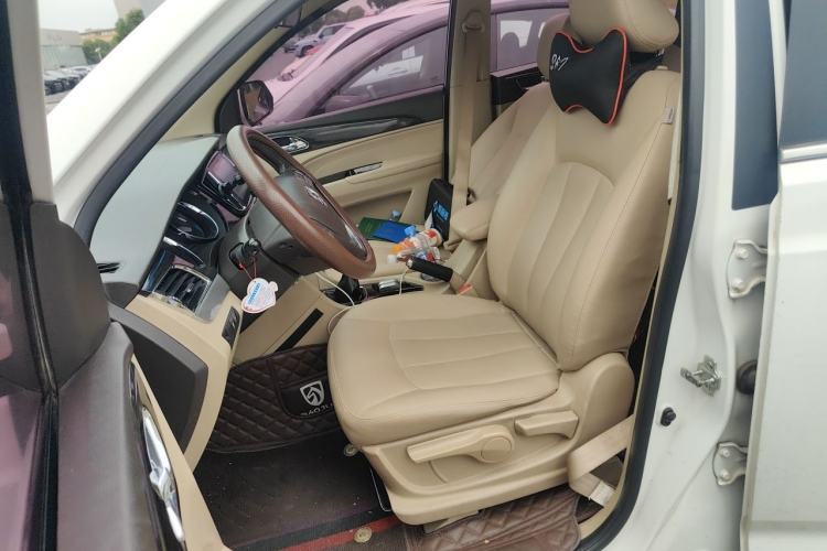 Used Baojun 730 2016 1.8L Manual Luxury Edition 7 Seats Left Front Seat