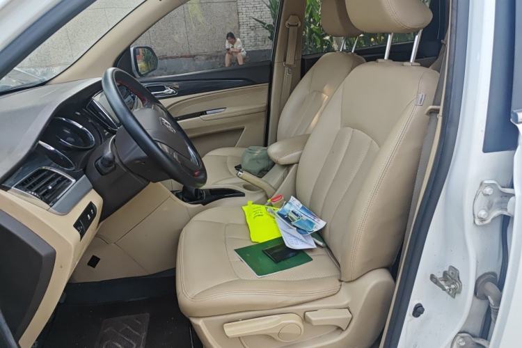 Used Baojun 730 2016 1.5L Manual Comfort Version 7 Seats China V Emission Standard Left Front Seat