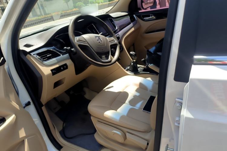 Used Baojun 730 2016 1.5L Manual Comfort Version 7 Seats China V Emission Standard Left Front Seat