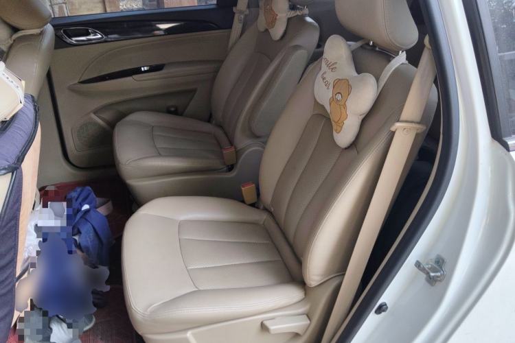 Used Baojun 730 2016 1.5L Manual Comfort Version 7 Seats China V Emission Standard Left Rear Seat