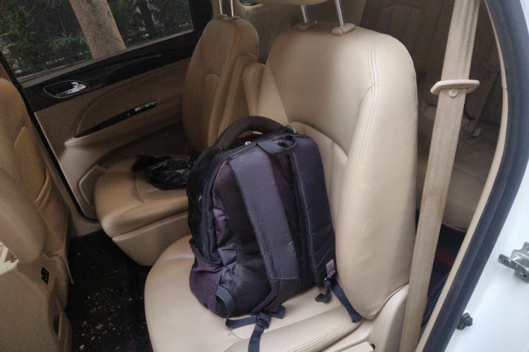 Used Baojun 730 2016 1.5L Manual Comfort Version 7 Seats China V Emission Standard Left Rear Seat