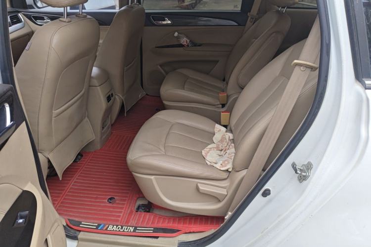 Used Baojun 730 2016 1.5L Manual Luxury Edition 7 Seats Left Rear Seat