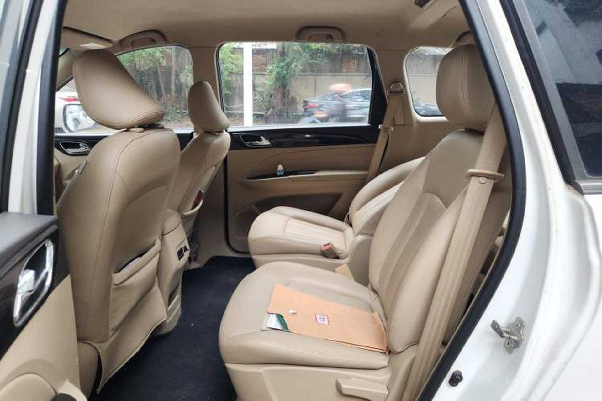 Used Baojun 730 2016 1.5L Manual Comfort Version 7 Seats China V Emission Standard Left Rear Seat