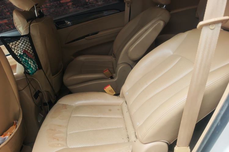 Used Baojun 730 2016 1.5L Manual Comfort Version 7 Seats China V Emission Standard Left Rear Seat