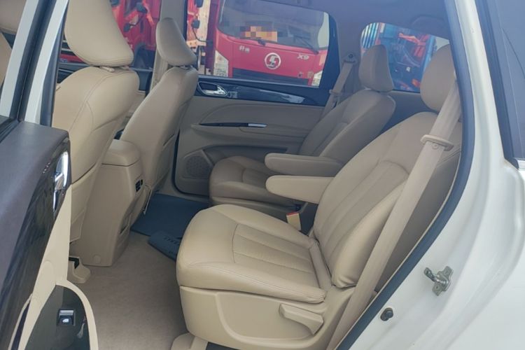 Used Baojun 730 2016 1.5L Manual Luxury Edition 7 Seats Left Rear Seat