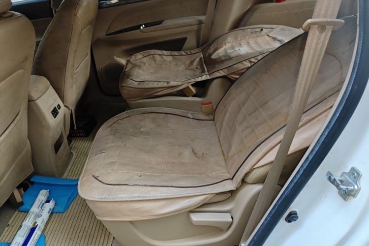 Used Baojun 730 2016 1.8L iAMT Luxury Model 7 Seats Left Rear Seat