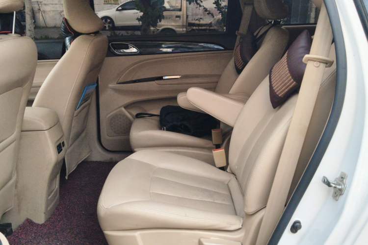 Used Baojun 730 2016 1.5L Manual Luxury Edition 7 Seats Left Rear Seat