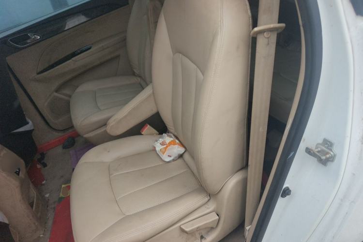Used Baojun 730 2016 1.5L Manual Luxury Edition 7 Seats Left Rear Seat