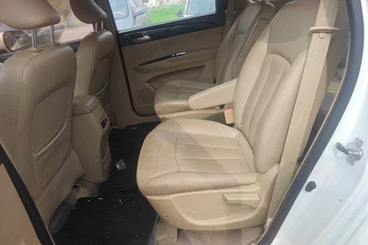 Used Baojun 730 2016 1.5L Manual Luxury Edition 7 Seats Left Rear Seat