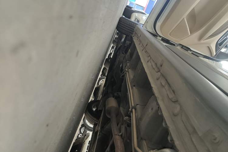Used Baojun 730 2016 1.5L Manual Comfort Version 7 Seats China V Emission Standard Left Side Sill
