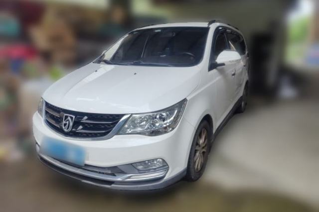Used Baojun 730 2016 1.5T Manual Comfort Version 7 Seats