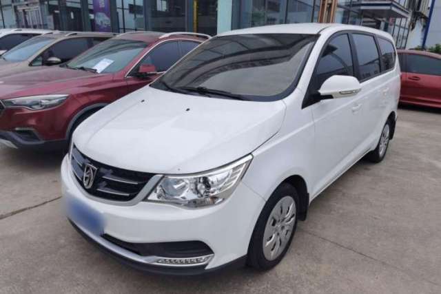 Used Baojun 730 2016 Revised Version 1.5L Manual Standard Model 5 Seats