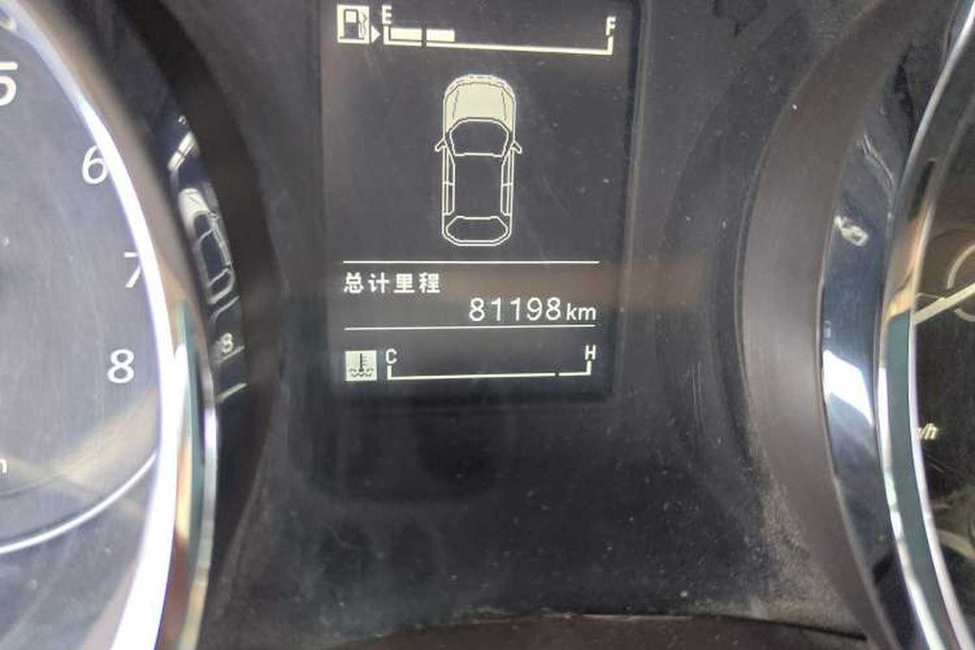 Used Baojun 730 2016 1.5L Manual Comfort Version 7 Seats China V Emission Standard Odometer Close Up
