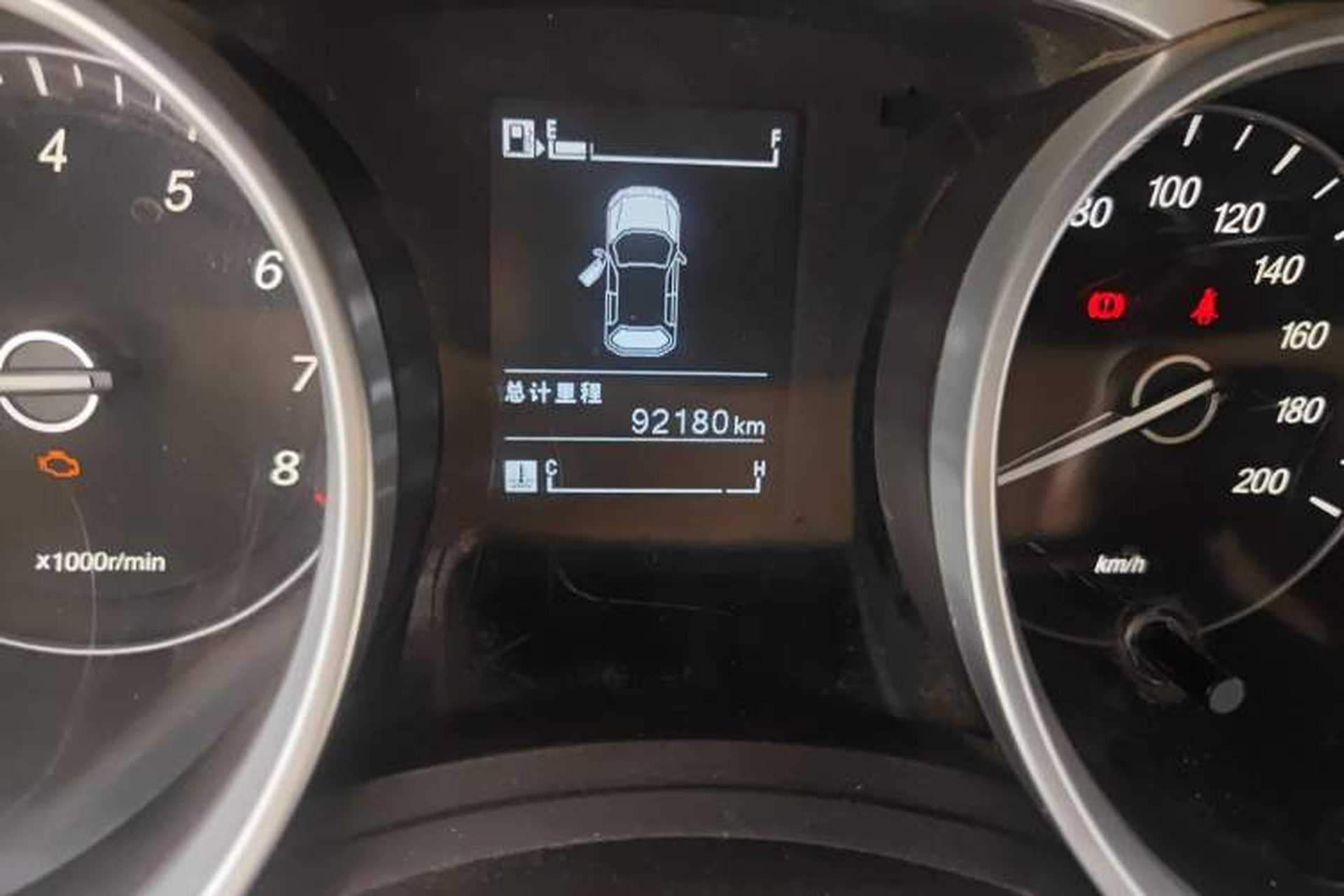 Used Baojun 730 2016 1.5L Manual Standard Version 7 Seats Odometer Close Up