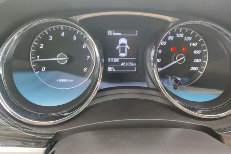 Used Baojun 730 2016 1.5T Manual Standard Version 7 Seats Odometer Close Up