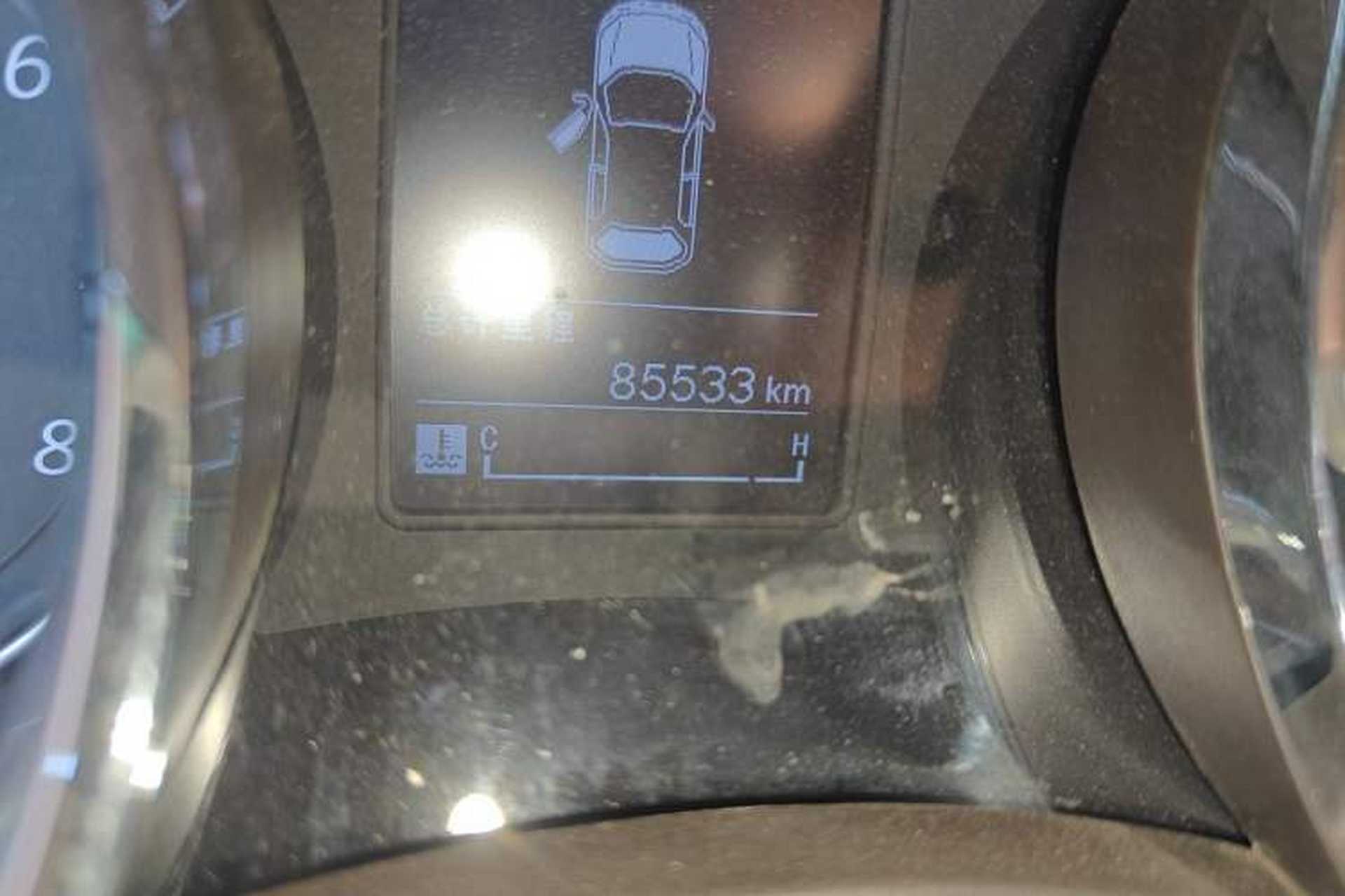 Used Baojun 730 2016 1.5L Manual Comfort Version 7 Seats China V Emission Standard Odometer Close Up