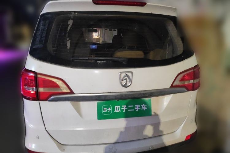 Used Baojun 730 2016 1.5T Manual Comfort Version 7 Seats Rear