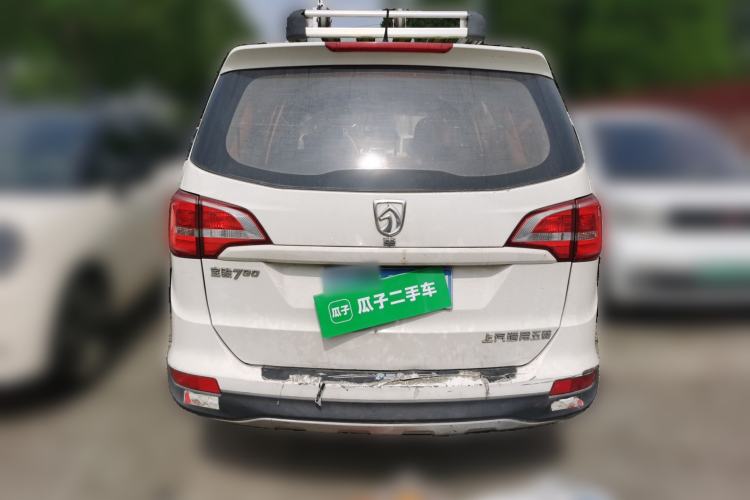 Used Baojun 730 2016 1.5L Manual Standard Version 7 Seats Rear