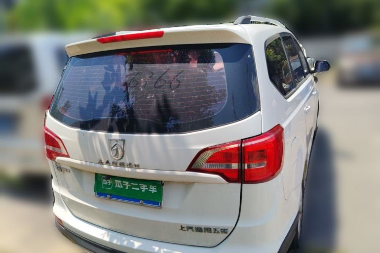 Used Baojun 730 2016 1.5L Manual Standard Version 7 Seats Rear