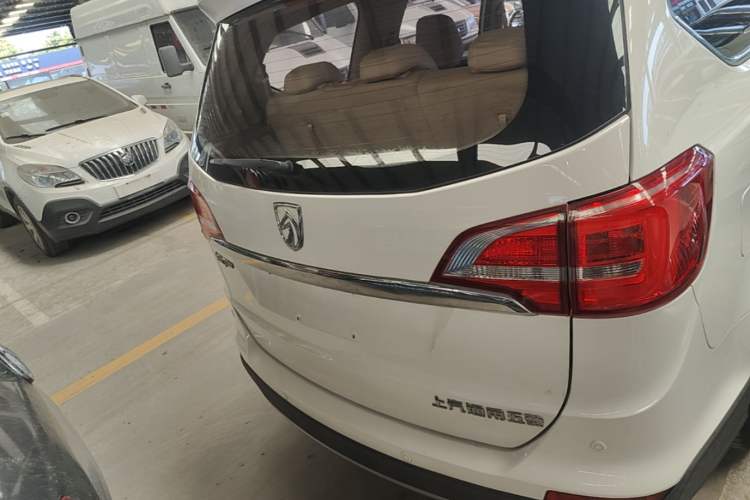 Used Baojun 730 2016 1.5L Manual Comfort Version 7 Seats China V Emission Standard Rear