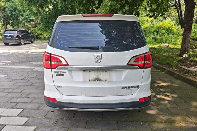 Used Baojun 730 2016 1.5T Manual Comfort Version 7 Seats Rear