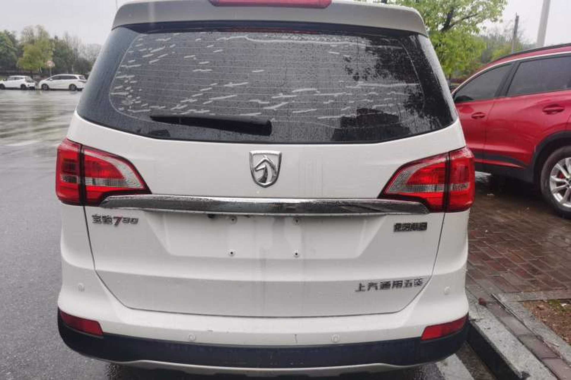 Used Baojun 730 2016 1.5L Manual Comfort Version 7 Seats China V Emission Standard Rear