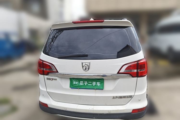 Used Baojun 730 2016 1.5L Manual Luxury Edition 7 Seats Rear