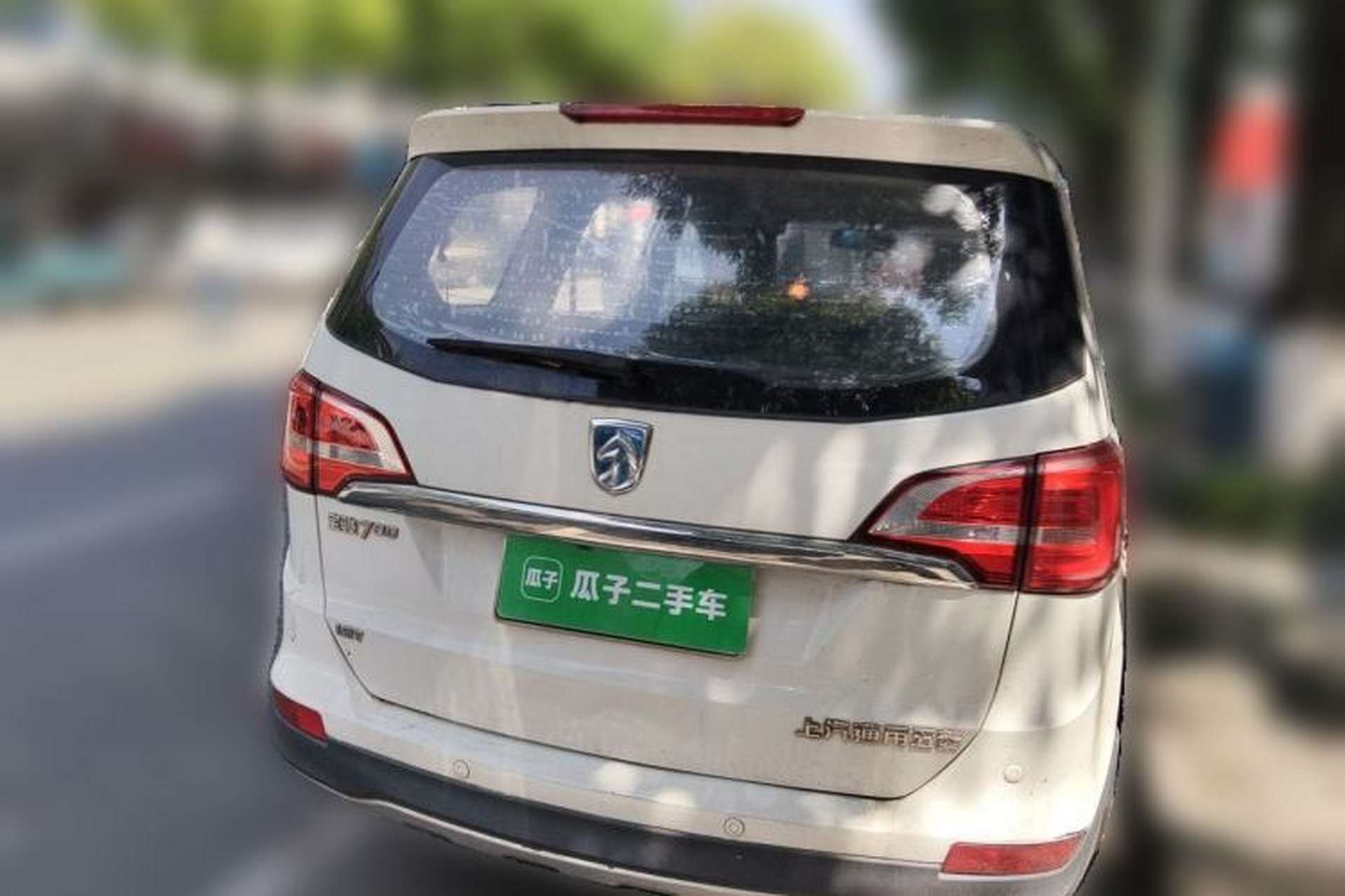 Used Baojun 730 2016 1.5T Manual Comfort Version 7 Seats Rear