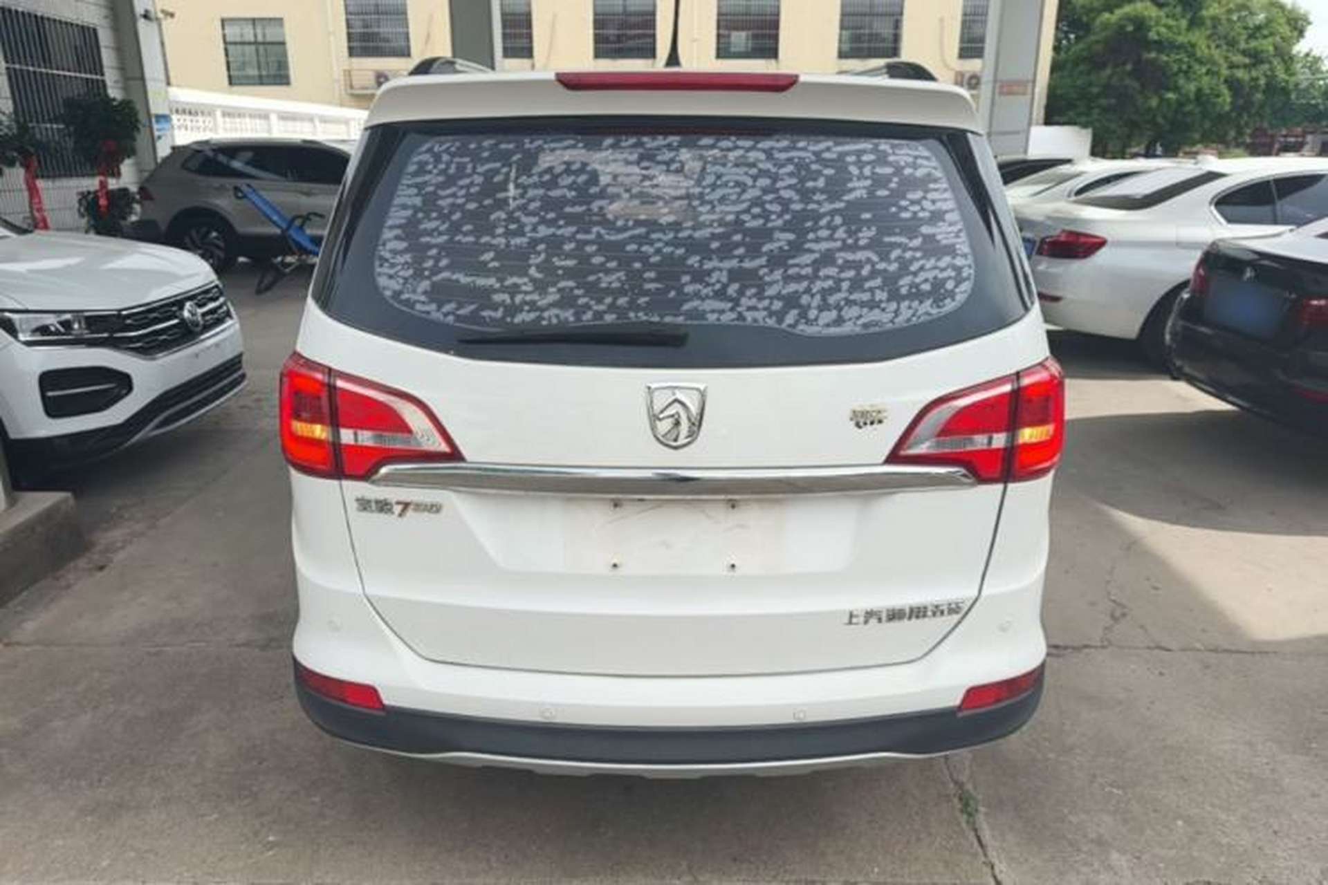 Used Baojun 730 2016 1.5L Manual Comfort Version 7 Seats China V Emission Standard Rear