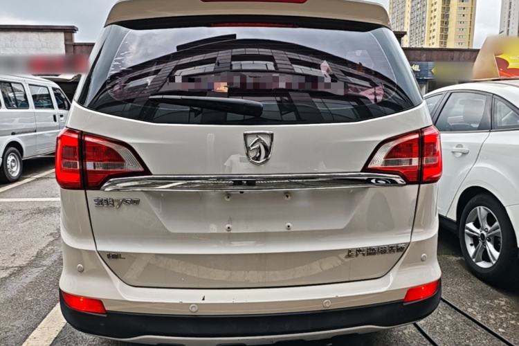 Used Baojun 730 2016 1.8L Manual Luxury Edition 7 Seats Rear