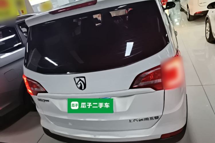 Used Baojun 730 2016 Revised 1.5L Manual Standard Version 7 Seats China V Emission Standard Rear