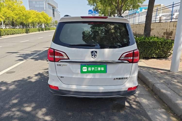 Used Baojun 730 2016 1.5T Manual Luxury Edition 7 Seats Rear