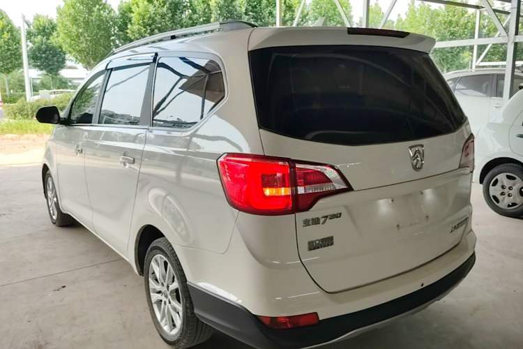 Used Baojun 730 2016 Revised 1.5L Manual Standard Version 7 Seats China V Emission Standard Rear Left 45 Deg