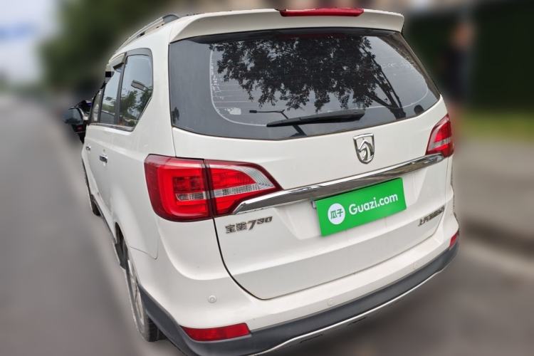 Used Baojun 730 2016 1.5L Manual Comfort Version 7 Seats China V Emission Standard Rear Left 45 Deg