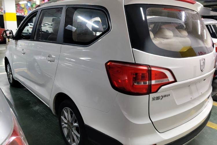 Used Baojun 730 2016 Revised 1.5L Manual Standard Version 7 Seats China V Emission Standard Rear Left 45 Deg