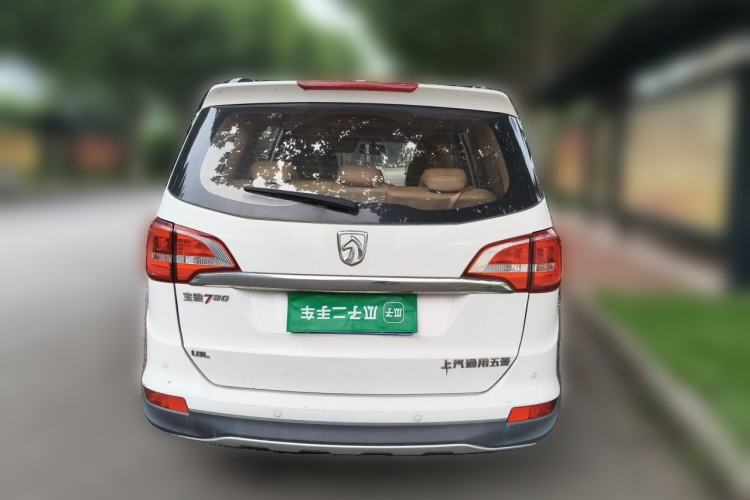 Used Baojun 730 2016 1.8L iAMT Luxury Model 7 Seats Rear