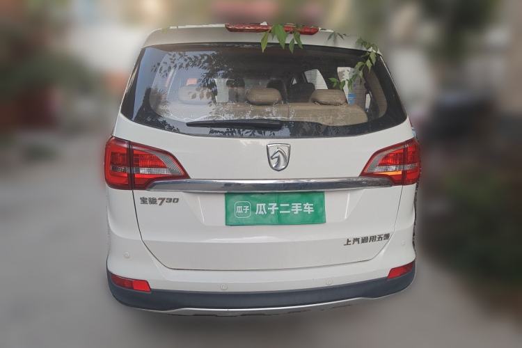 Used Baojun 730 2016 1.5L Manual Luxury Edition 7 Seats Rear