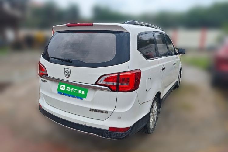 Used Baojun 730 2016 1.5L Manual Comfort Version 7 Seats China V Emission Standard Rear Right 45 Deg