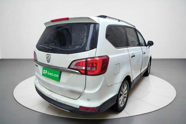Used Baojun 730 2016 1.5L Manual Comfort Version 7 Seats China V Emission Standard Rear Right 45 Deg