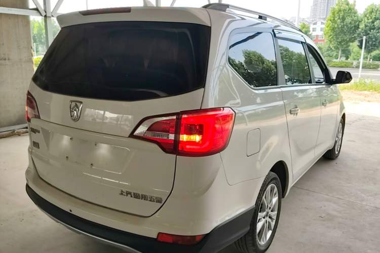 Used Baojun 730 2016 Revised 1.5L Manual Standard Version 7 Seats China V Emission Standard Rear Right 45 Deg